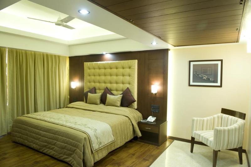 The Ocean Pearl Hotel Mangalore Exterior foto